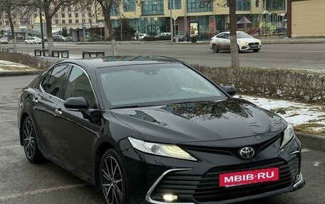 Toyota Camry, 2018 год, 2 999 999 рублей, 3 фотография
