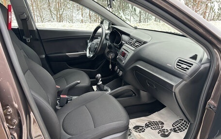 KIA Rio III рестайлинг, 2017 год, 1 320 000 рублей, 24 фотография