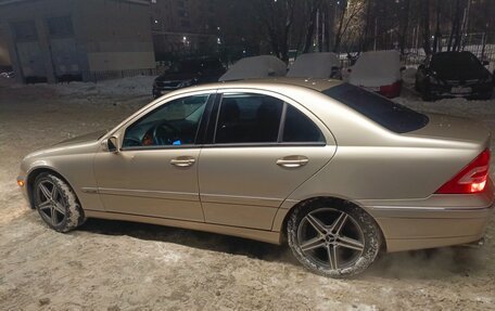 Mercedes-Benz C-Класс, 2004 год, 570 000 рублей, 4 фотография