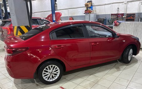 KIA Rio IV, 2018 год, 1 250 000 рублей, 4 фотография