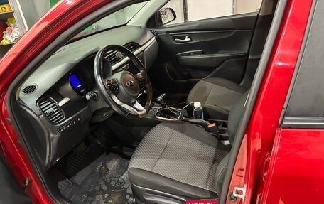 KIA Rio IV, 2018 год, 1 250 000 рублей, 6 фотография