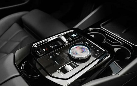 BMW 5 серия, 2025 год, 7 900 000 рублей, 17 фотография