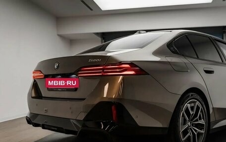 BMW 5 серия, 2025 год, 7 900 000 рублей, 8 фотография