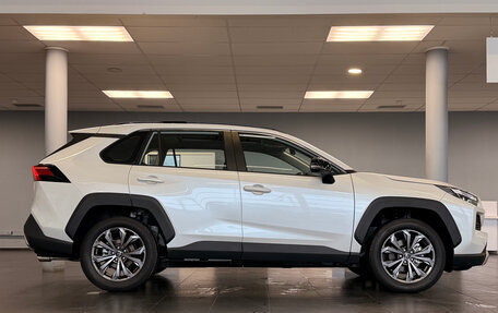 Toyota RAV4, 2025 год, 4 300 000 рублей, 5 фотография