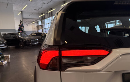 Toyota RAV4, 2025 год, 4 300 000 рублей, 8 фотография