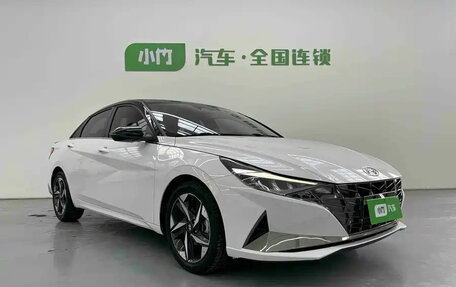 Hyundai Elantra, 2022 год, 1 400 000 рублей, 3 фотография