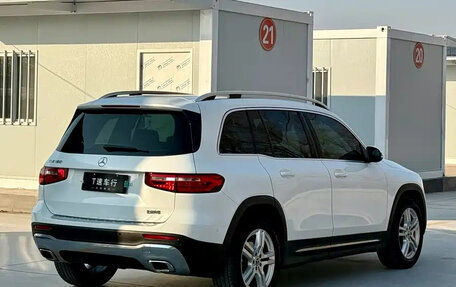 Mercedes-Benz GLB, 2021 год, 2 100 000 рублей, 3 фотография