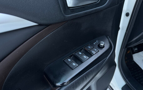 Toyota Highlander III, 2014 год, 2 900 000 рублей, 11 фотография