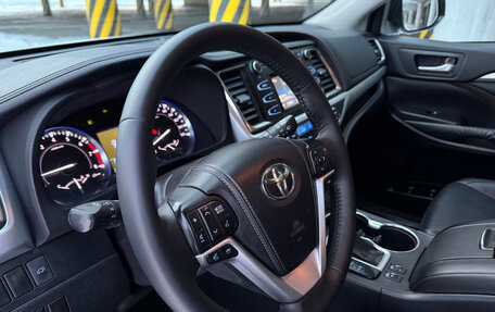 Toyota Highlander III, 2014 год, 2 900 000 рублей, 12 фотография