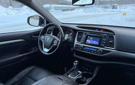 Toyota Highlander III, 2014 год, 2 900 000 рублей, 10 фотография