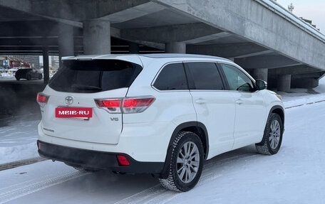 Toyota Highlander III, 2014 год, 2 900 000 рублей, 8 фотография