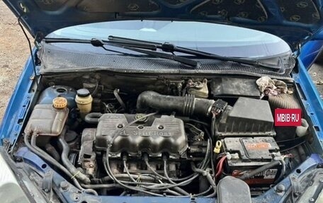 Ford Focus IV, 1999 год, 225 000 рублей, 2 фотография