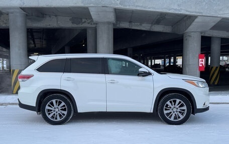 Toyota Highlander III, 2014 год, 2 900 000 рублей, 9 фотография