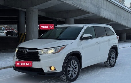 Toyota Highlander III, 2014 год, 2 900 000 рублей, 4 фотография