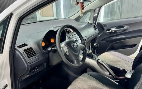 Toyota Auris II, 2007 год, 630 000 рублей, 3 фотография