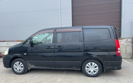 Nissan Serena II, 2002 год, 560 000 рублей, 3 фотография