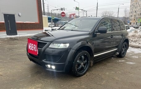 Volkswagen Touareg III, 2005 год, 1 500 000 рублей, 2 фотография