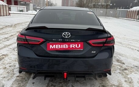 Toyota Camry, 2018 год, 1 999 000 рублей, 18 фотография