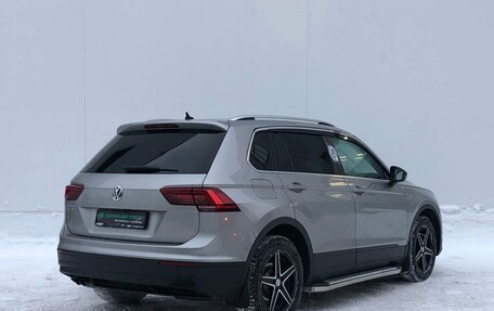 Volkswagen Tiguan II, 2019 год, 2 350 000 рублей, 5 фотография
