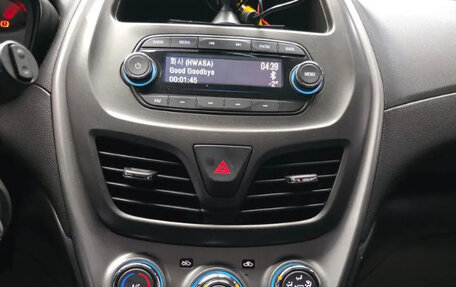 Chevrolet Spark IV, 2017 год, 1 180 000 рублей, 13 фотография