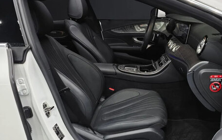 Mercedes-Benz CLS, 2022 год, 10 000 000 рублей, 11 фотография