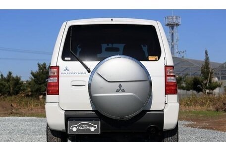 Mitsubishi Pajero Mini II, 2012 год, 560 000 рублей, 9 фотография