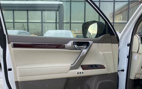 Lexus GX II, 2011 год, 3 529 000 рублей, 16 фотография