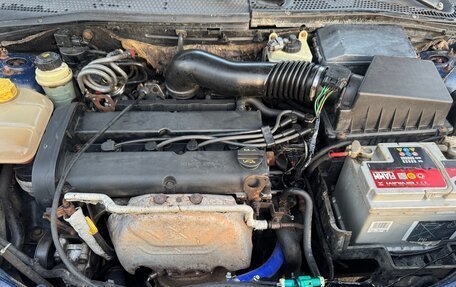 Ford Focus IV, 2001 год, 130 000 рублей, 6 фотография