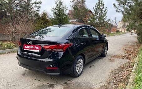 Hyundai Solaris II рестайлинг, 2017 год, 1 100 000 рублей, 4 фотография