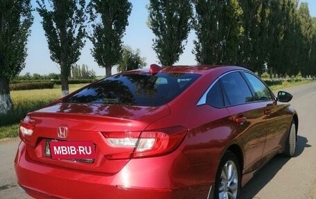 Honda Accord IX рестайлинг, 2019 год, 1 950 000 рублей, 5 фотография