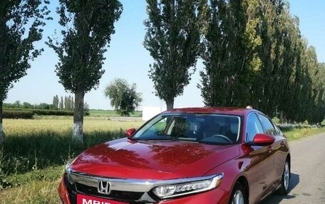 Honda Accord IX рестайлинг, 2019 год, 1 950 000 рублей, 2 фотография