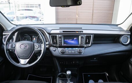 Toyota RAV4, 2018 год, 2 945 000 рублей, 17 фотография