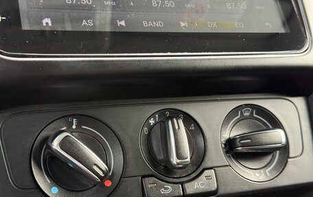 Volkswagen Polo VI (EU Market), 2011 год, 643 000 рублей, 19 фотография