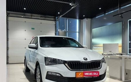 Skoda Rapid II, 2021 год, 1 622 000 рублей, 4 фотография