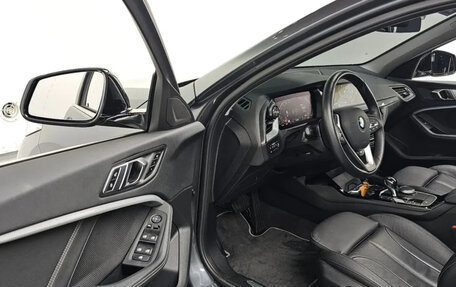 BMW 1 серия, 2021 год, 4 200 000 рублей, 10 фотография