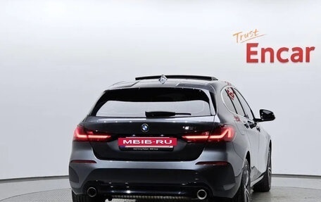 BMW 1 серия, 2021 год, 4 200 000 рублей, 4 фотография