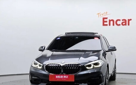 BMW 1 серия, 2021 год, 4 200 000 рублей, 3 фотография