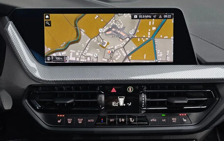 BMW 1 серия, 2021 год, 4 200 000 рублей, 14 фотография