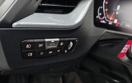 BMW 1 серия, 2021 год, 4 200 000 рублей, 17 фотография