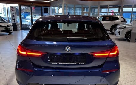 BMW 1 серия, 2022 год, 2 770 000 рублей, 5 фотография