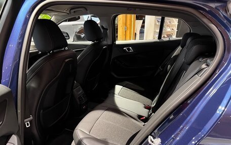 BMW 1 серия, 2022 год, 2 770 000 рублей, 15 фотография