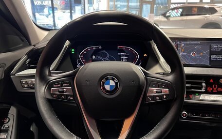 BMW 1 серия, 2022 год, 2 770 000 рублей, 10 фотография