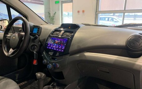 Chevrolet Spark III, 2012 год, 500 000 рублей, 8 фотография