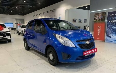 Chevrolet Spark III, 2012 год, 500 000 рублей, 3 фотография