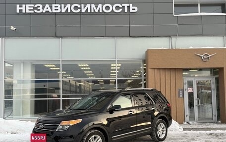 Ford Explorer VI, 2013 год, 1 590 000 рублей, 2 фотография