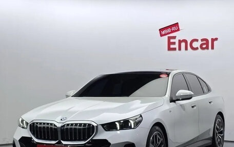 BMW 5 серия, 2023 год, 6 910 000 рублей, 1 фотография