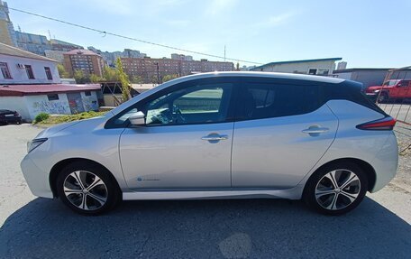 Nissan Leaf II, 2018 год, 1 690 000 рублей, 6 фотография