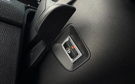 BMW 1 серия, 2018 год, 1 990 000 рублей, 18 фотография