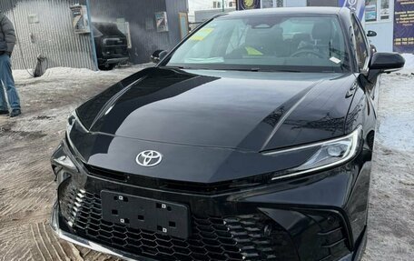 Toyota Camry, 2025 год, 4 290 000 рублей, 2 фотография