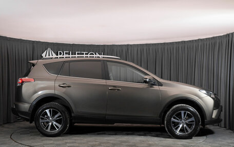 Toyota RAV4, 2017 год, 2 730 000 рублей, 7 фотография